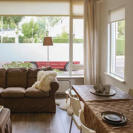 Studio In Apartamento